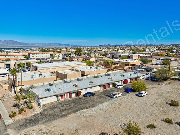 4th image of 2065 Mesquite Ave Unit 2