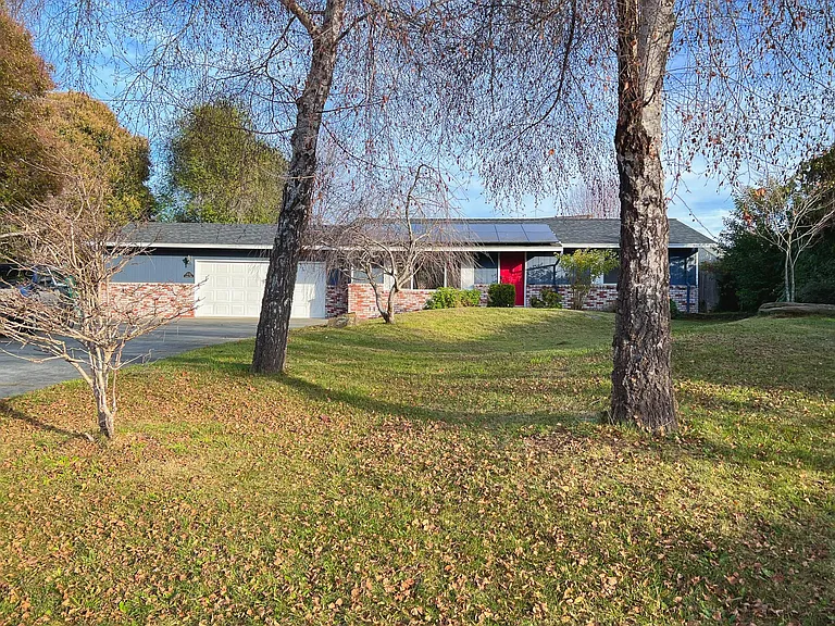 1725 Camellia Dr — Photo 22