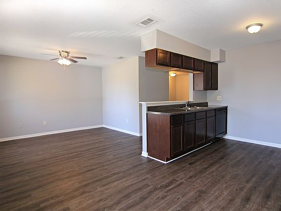 3rd image of 1205 Avenue A APT 7