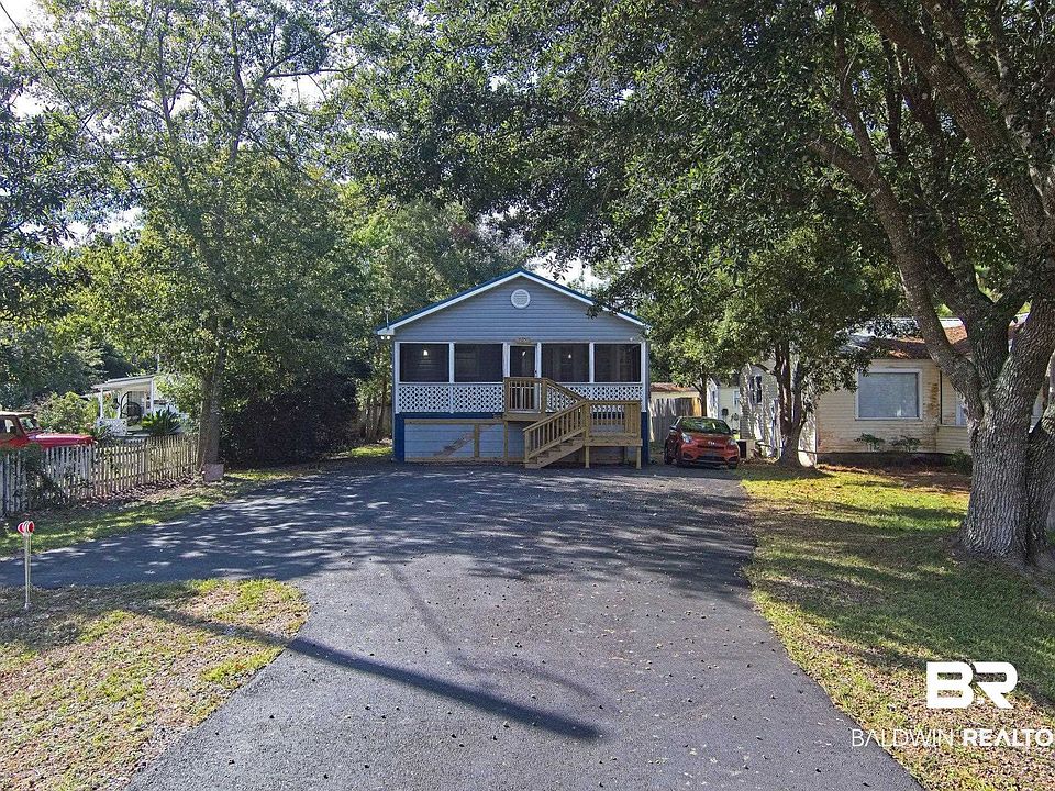 1st image of 925 E Canal Dr