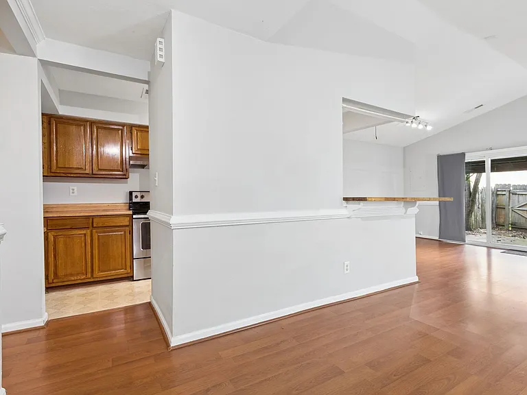 4800 Deming Ct — Photo 3