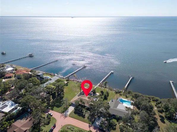 1100 FRIENDLY WAY S, ST PETERSBURG, FL 33705