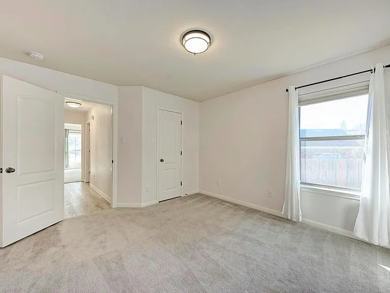 20208 Sandpiper Spot Ct — Photo 24