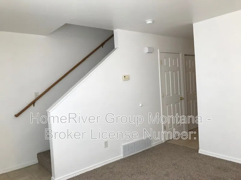 2 bed, 1.5 bath, 1000 sqft, $1,495 — Photo 3