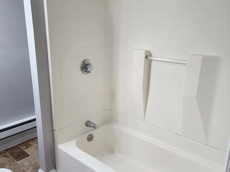50 Allen Pl #2 — Photo 7