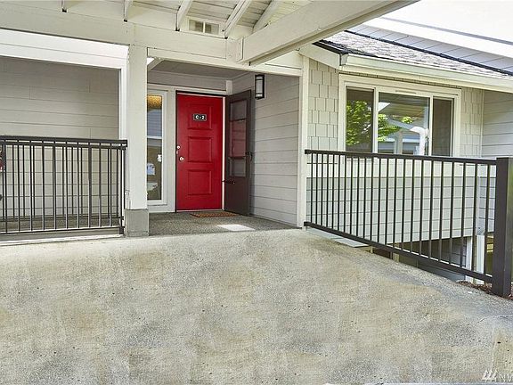 House Entrance with closed parking