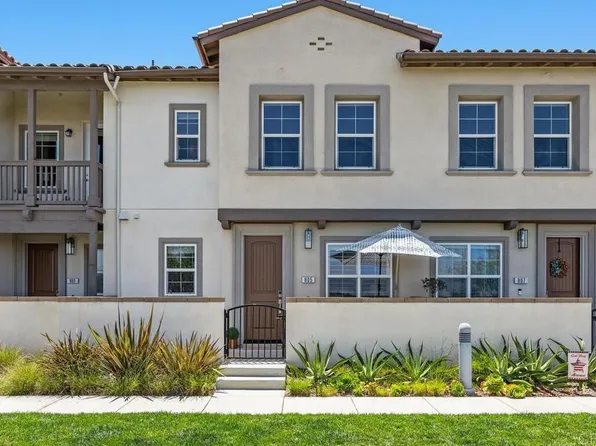 805 Blackstone Dr, San Marcos, CA 92078