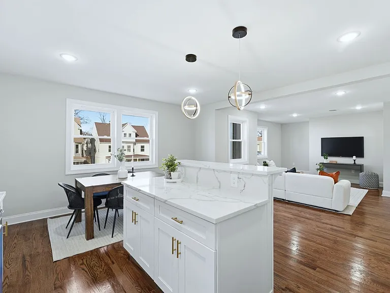 46 Eppirt St #2 — Photo 2