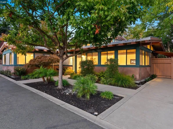 3402 Hall Ln, Lafayette, CA 94549