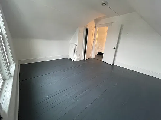 Rented by Owner | media 9