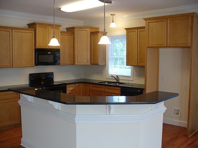 2nd image of 2616 Taton Ct