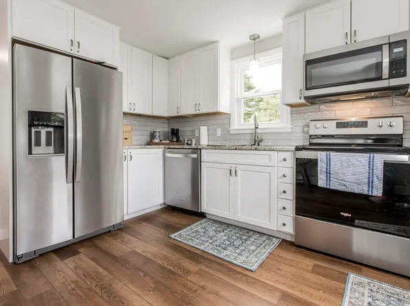 147 Rowe Avenue, Portland, ME 04102