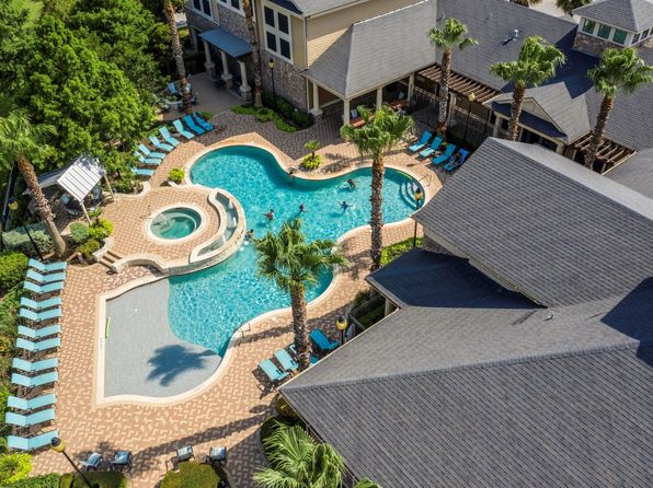 901 Hidden Valley Dr APT 17-106