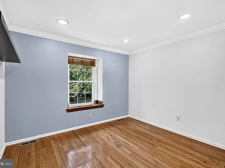 34B Chicopee Dr — Photo 23