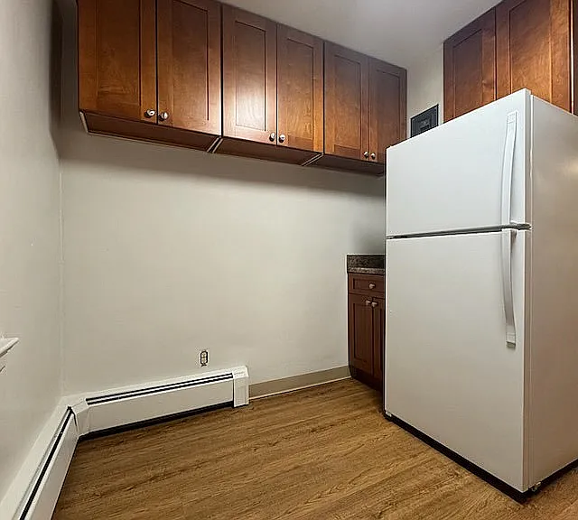 Fairleigh Arms Apt 2I Kitchen 2
