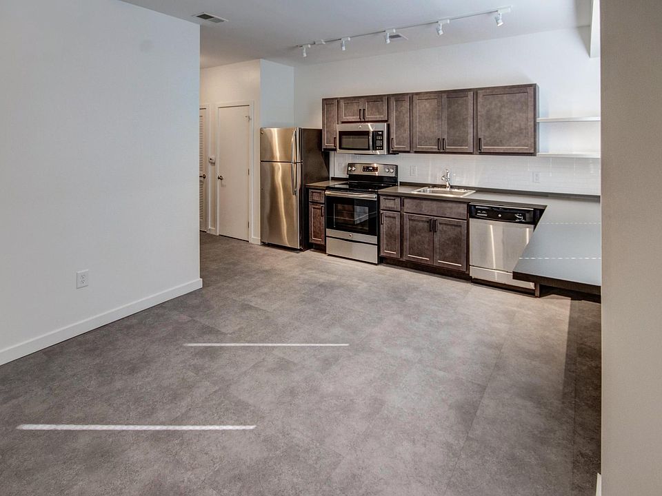 1st image of 1140 Shelby St #202