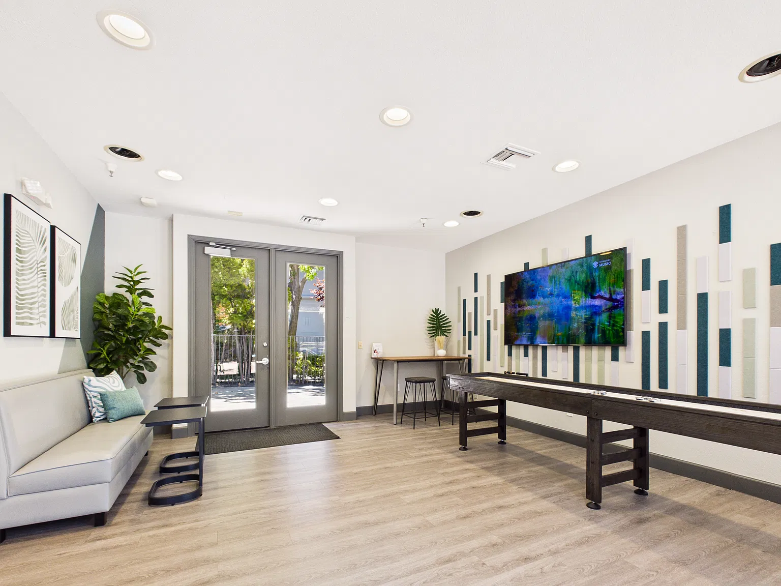 Irongate Apartment Homes — Photo 4