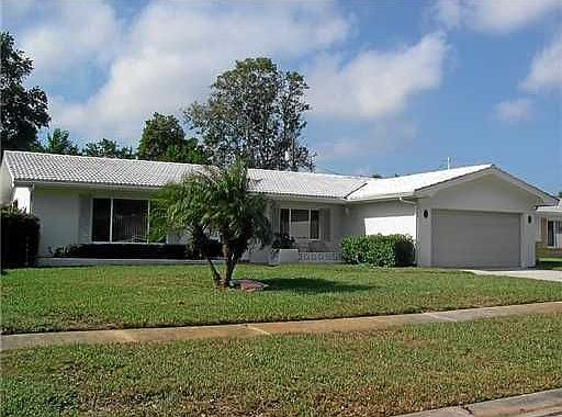 1st image of 1324 Dickenson Dr