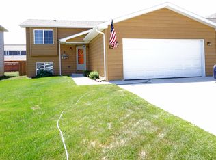 15 Harmony St, Buffalo, WY 82834