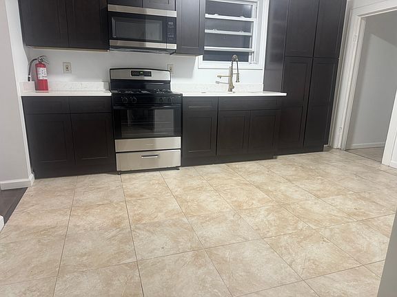 5th image of 349 Summit Ave