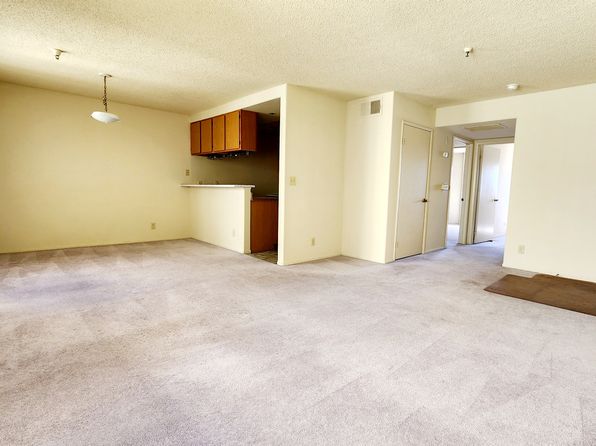 1631 W 219th St APT 204