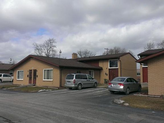 2nd image of 1738 McLain Ave APT 5