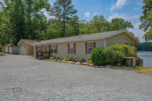 5th image of 199 Berkley Dr