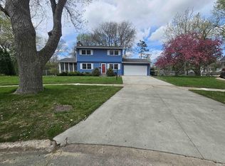 6114 Mulberry Cir, Madison, WI 53711
