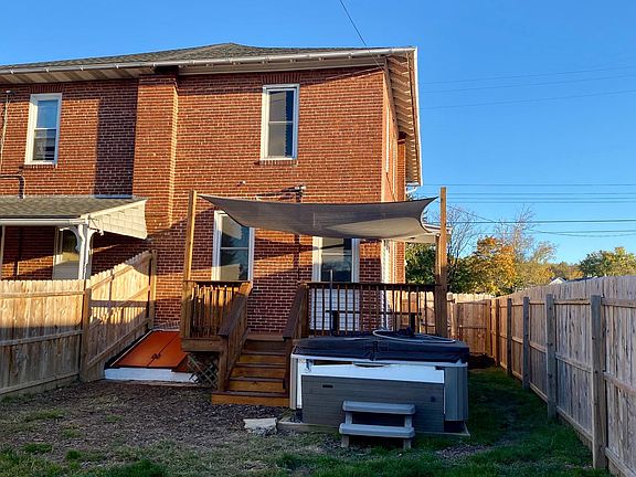 3rd image of 17 E Locust St