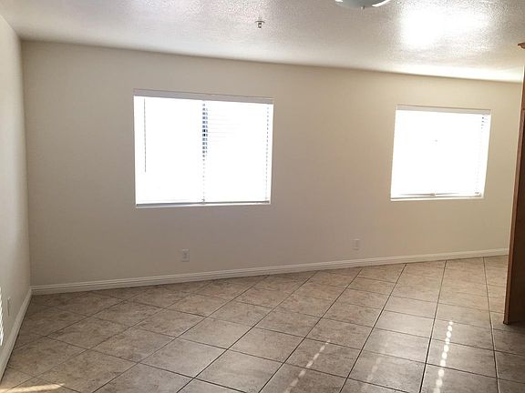 2nd image of 1043 W 106th St #1043A