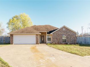 105 Mollie Ct, Barling, AR 72923