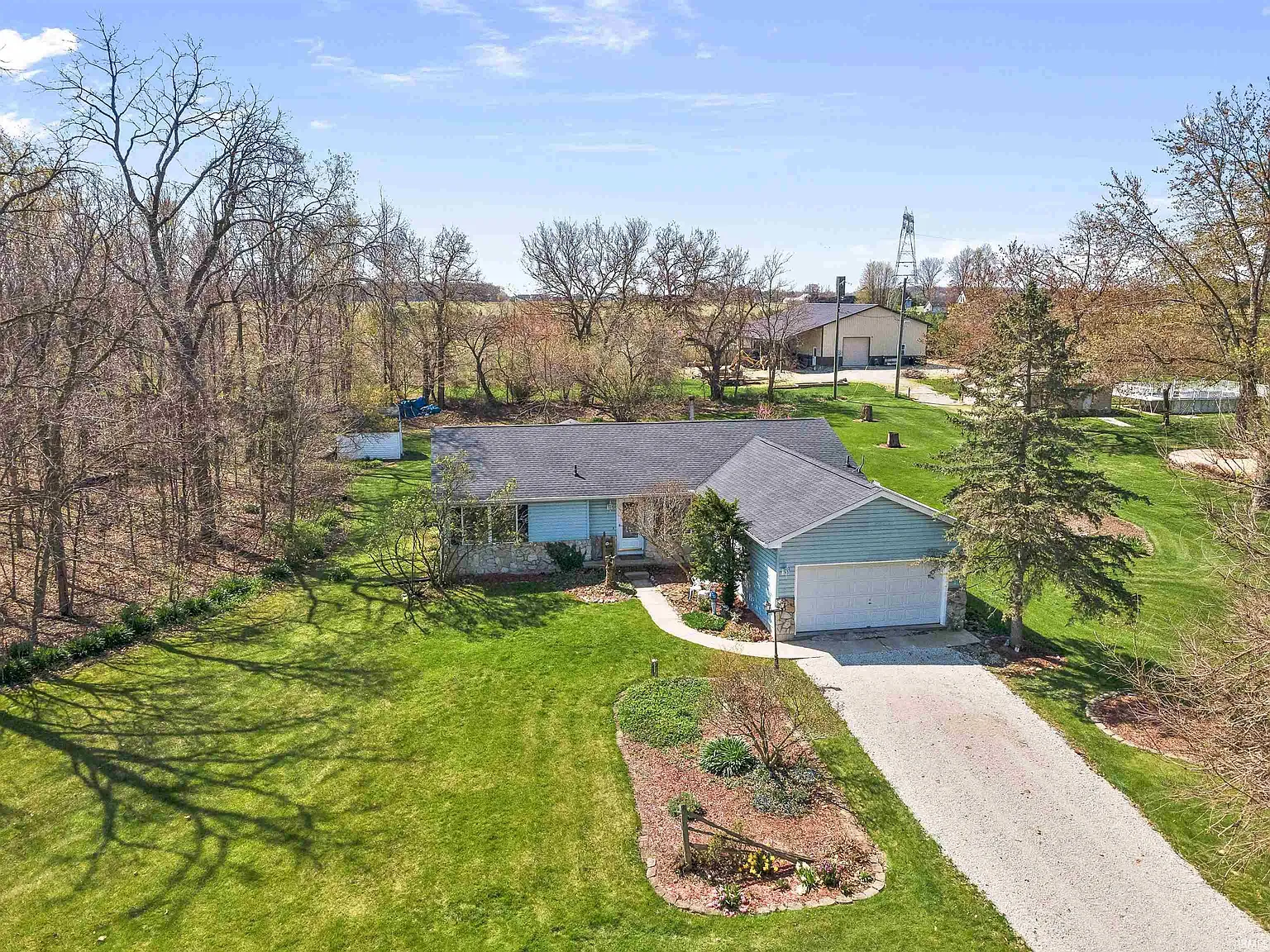 2865 W 853 N photo 1