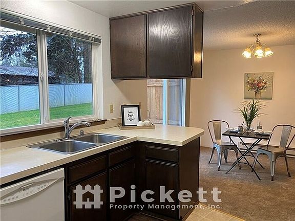 5th image of 2850 SE Colusa St
