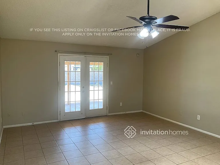 4739 W Morrow Dr — Photo 2