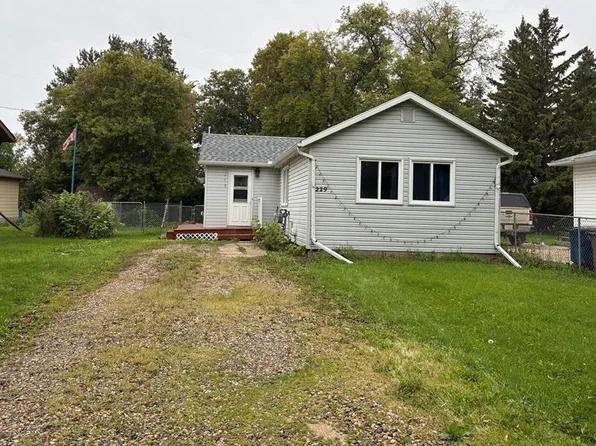 229 2nd STREET NW, Wadena, SK S0A 4J0