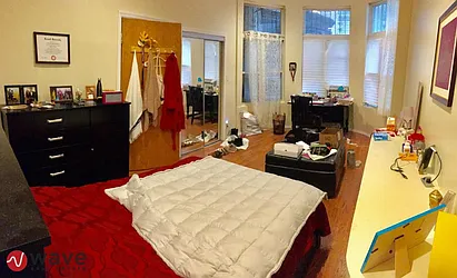 Rented by Wave Real Estate Group