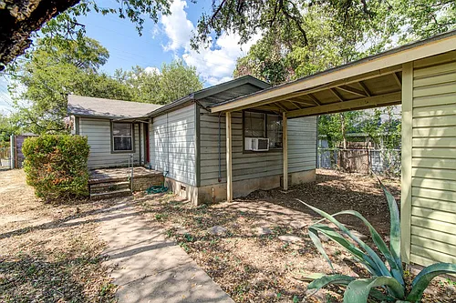 4908 Lynnwood St #B Photo 1 4908 Lynnwood St #B Photo 1