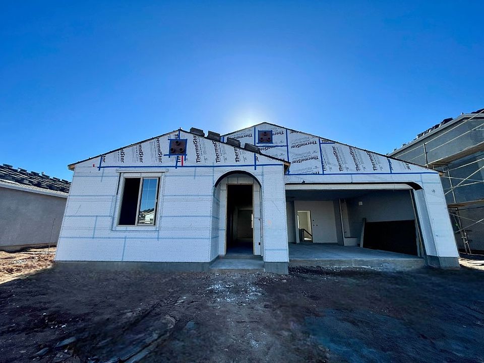 3205 East Rebel Lane