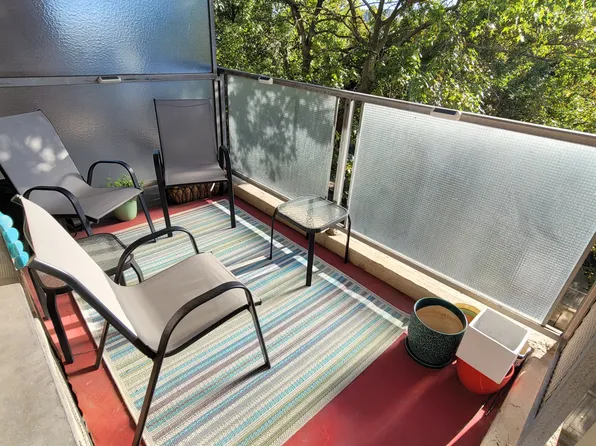 971 Jerome Street image 1 of 10