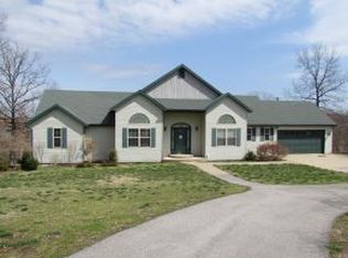 455 Wolf Trail Dr, Hollister, MO 65672
