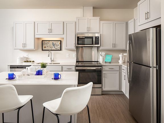 5th image of 12650 Pleasant Ave S #239