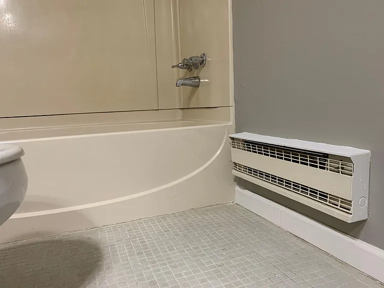 7010 Villa Dr #8 — Photo 11