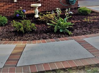 6611 Buckskin St, Springfield, VA 22150