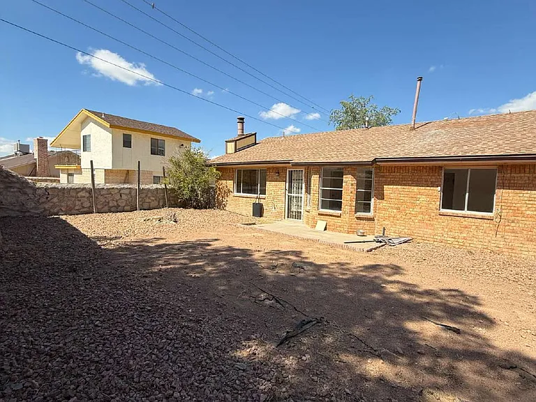 1670 Jones Ln — Photo 40