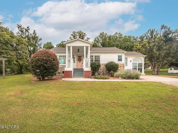 106 Michelle Ln, Oliver Springs, TN 37840