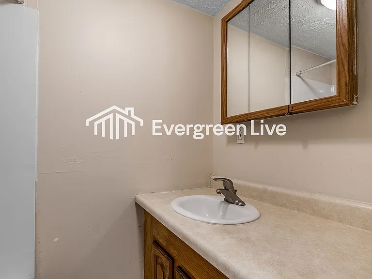 8833 Grant St — Photo 29