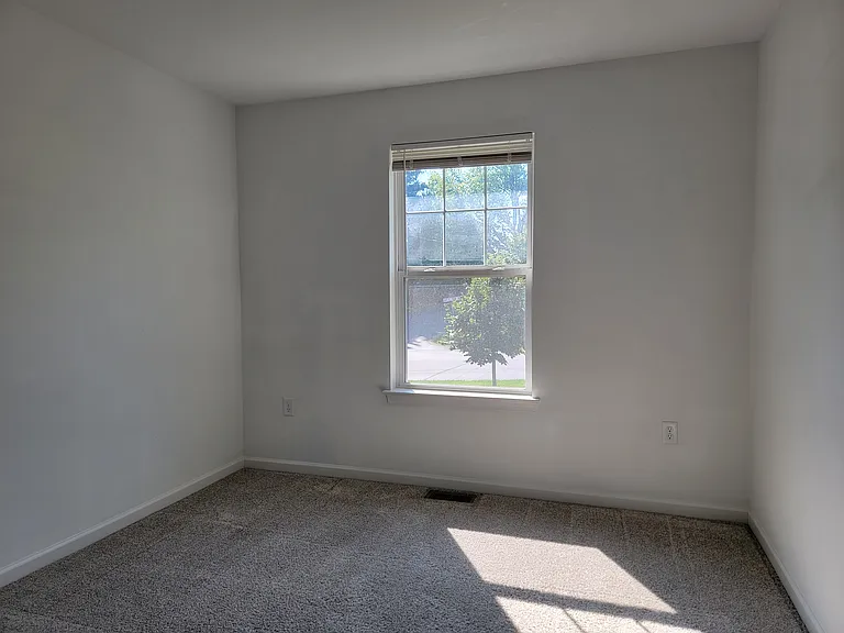 10 Glenbrook Ct — Photo 17