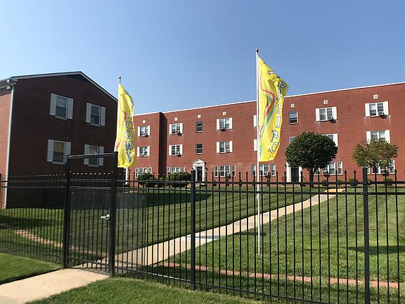 3rd image of 4822 Paseo Blvd #182W