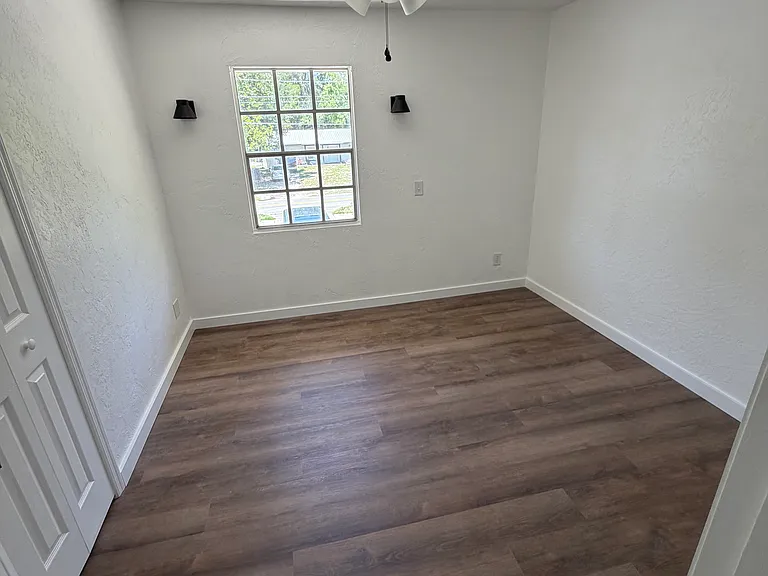 1520 W Beresford Ave — Photo 18