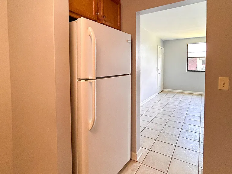 1130 Woodruff Ave #2 — Photo 9
